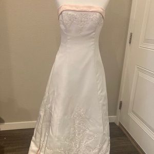 Alfred Angelo 1797 Pink & White Wedding Dress